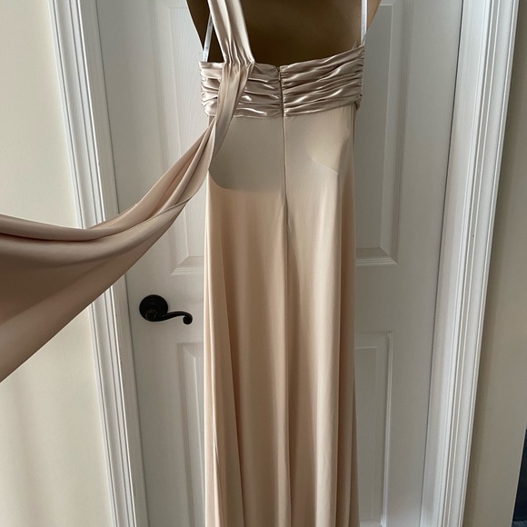 Long one shoulder flowing taupe prom gown - Picture 5 of 5